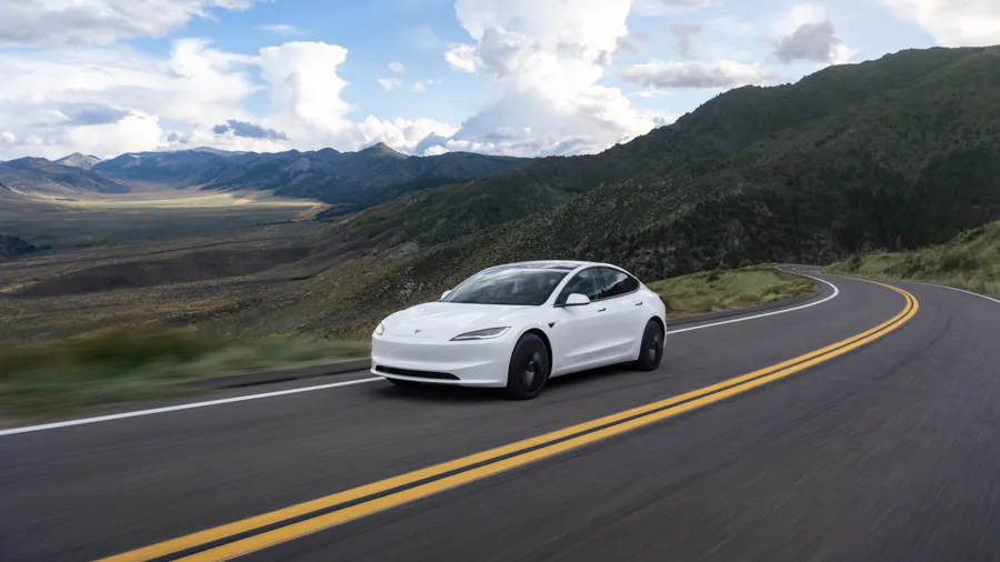Tesla Model 3 saloon, 2026 Highland refresh